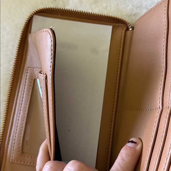 🩷☠️ BETSEY JOHNSON Western Cowboy Skull Print Zip Around Wristlet/Wallet🩷☠️NWT - Picture 8 of 11